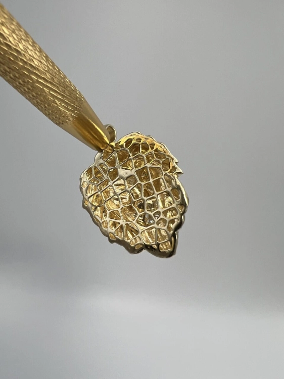 zlota-przywieszka-glowa-lwa--zawieszka-lew-zloto-z-drugiej-reki-uzywana-bizuteria-ze-zlota-jubiler-gold-3.jpg