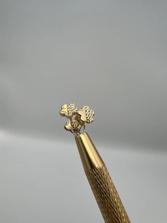 zlote-delikatne-kolczyki-sztyfty-z-cyrkoniami-kolczyki-kwiatuszki-jubiler-gold-bizuteria-uzywana-ze-zlota-z-drugiej-reki-3.jpg