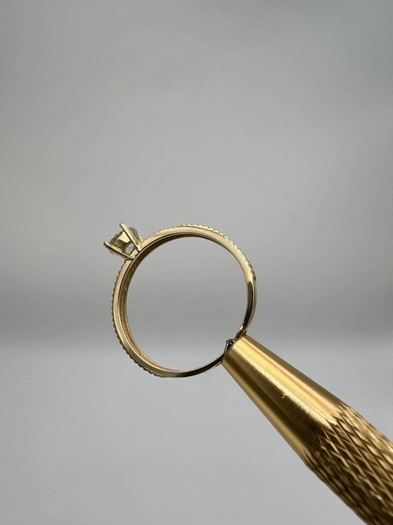uzywany-zloty-pierscionek-z-drugiej-reki-zloty-pierscionek-z-cyrkonia-gold-jubiler-zloto-4.jpg