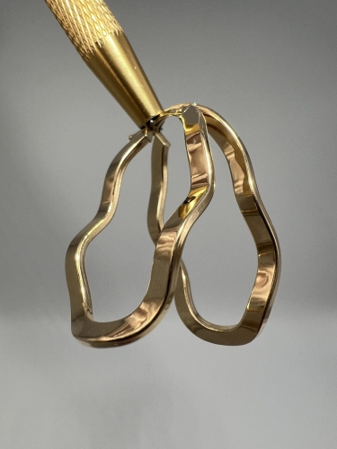 uzywane-zlote-kolczyki-wiszace-gold-bizuteria-z-drugiej-reki-jubiler-2.jpg
