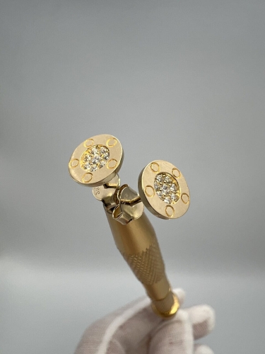 zlote-uzywane-kolczyki-sztyfty-z-drobnymi-cyrkoniami-bizuteria-ze-zlota-z-drugiej-reki-gold-jubiler-1.jpg