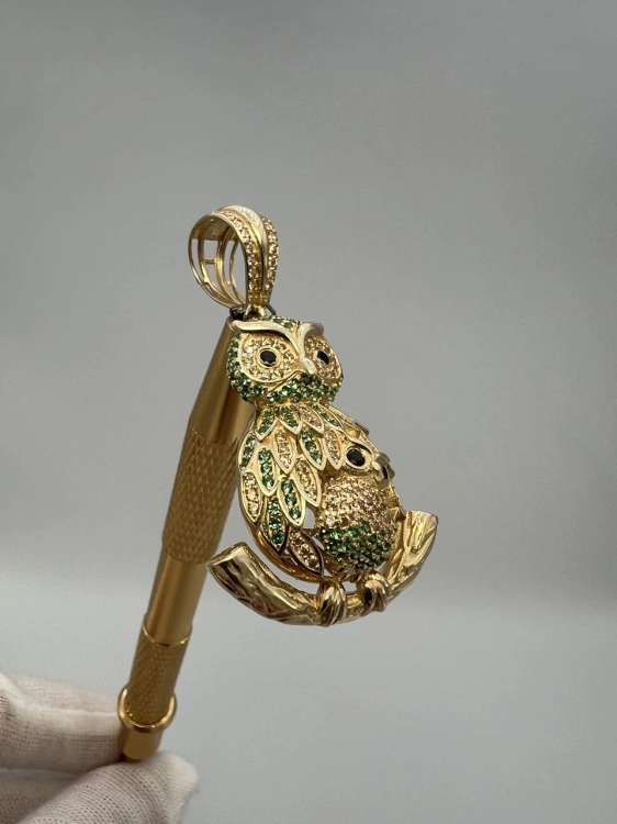zlota-przywieszka-sowa-z-cyrkoniami-zawieszka-uzywana-ze-zlota-sowy-gold-jubiler-bizuteria-zlota-z-drugiej-reki-1.jpg