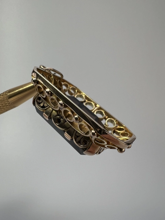 zlota-przywieszka-vintage-zloto-gold-jubuiler-przywieszka-kwarc-dymny-jubiler-bizuteria-vintage-z-drugiej-reki-8.jpg