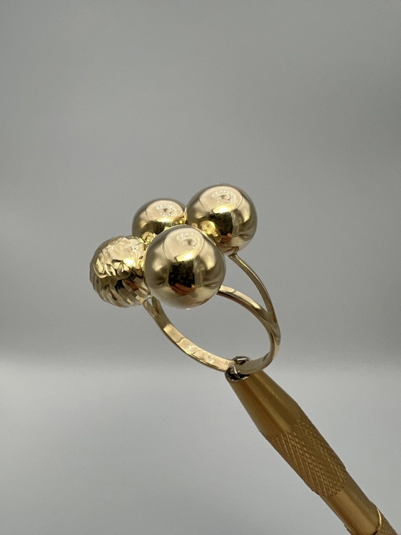 zloty-odswiezony-pierscionek-z-kulkami-odnowiona-zlota-bizuteria-z-drugiej-reki-second-hand-gold-jubiler-bizuteria-ze-zlota-zloto-2.jpg