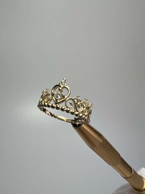 zloty-pierscionek-korona-z-cyrkoniami-zloty-odnowiony-pierscionek-odswiezona-bizuteria-ze-zlota-z-drugiej-reki-second-hand-gold-jubiler-6.jpg