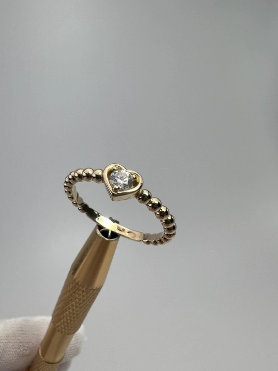zloty-pierscionek-z-sercem-i-cyrkonia-zloty-pierscionek-odnowiony-z-drugiej-reki-jubiler-bizuteria-ze-zlota-second-hand-gold-3.jpg