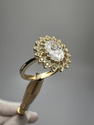 pierscionek-odnowiony--zcyrkoniami-zlota-bizuteria-z-drugiej-reki-zloto-second-hand-gold-5.jpg