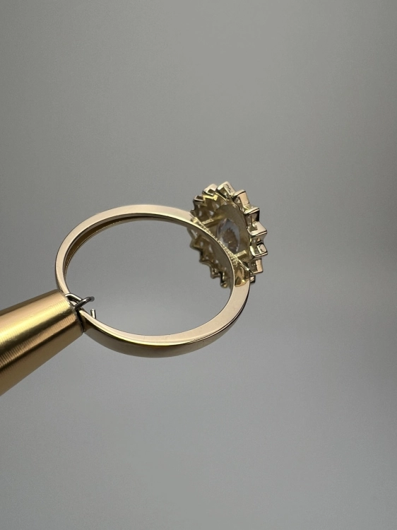 pierscionek-odnowiony--zcyrkoniami-zlota-bizuteria-z-drugiej-reki-zloto-second-hand-gold-6.jpg