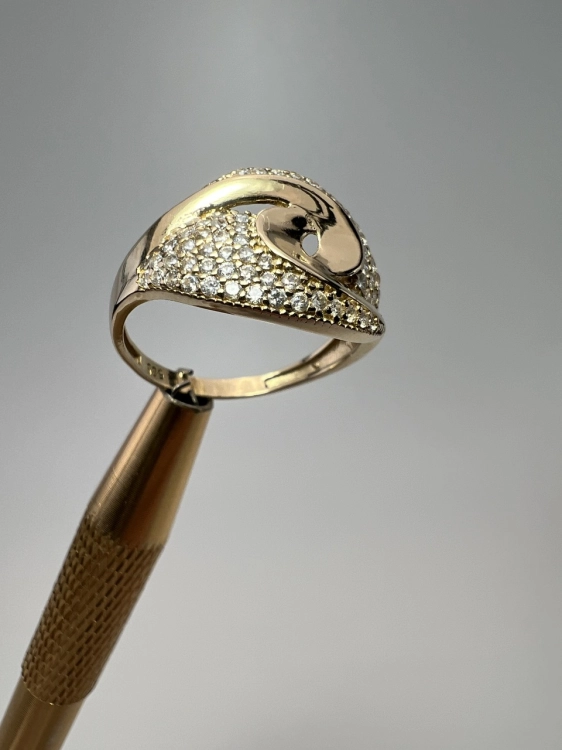 odnowiony-zloty-pierscionek-z-cyrkoniami-zlota-bizuteria-z-drugiej-reki-second-hand-gold-jubiler-prawdziwe-zloto-585-5.jpg