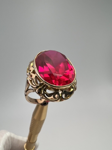 zloty-odnowiony-pierscionek-vintage-zlota-bizuteria-z-drugiej-reki-second-hand-gold-pierscionek-z-malinowym-oczkiem-zloto-z-drugiej-reki-bizuteria-vintage-1.jpg
