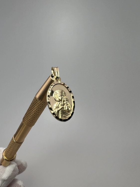 zloty-medalik-matka-boska-z-dzieciatkiem-zlota-bizuteria-z-drugiej-reki-second-hand-gold-odnowione-zloto-bizuteria-ze-zlota-przywieszka-zawieszka-jubiler-1.jpg