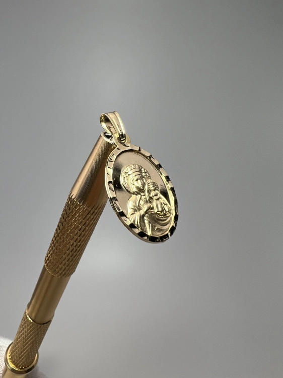 zloty-medalik-matka-boska-z-dzieciatkiem-zlota-bizuteria-z-drugiej-reki-second-hand-gold-odnowione-zloto-bizuteria-ze-zlota-przywieszka-zawieszka-jubiler-2.jpg