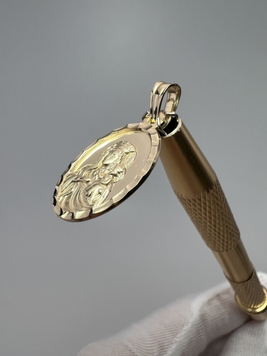 zloty-medalik-matka-boska-z-dzieciatkiem-zlota-bizuteria-z-drugiej-reki-second-hand-gold-odnowione-zloto-bizuteria-ze-zlota-przywieszka-zawieszka-jubiler-4.jpg