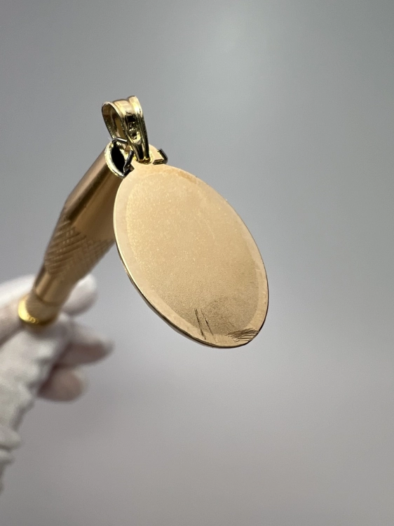 zloty-medalik-matka-boska-z-dzieciatkiem-zlota-bizuteria-z-drugiej-reki-second-hand-gold-odnowione-zloto-bizuteria-ze-zlota-przywieszka-zawieszka-jubiler-6.jpg
