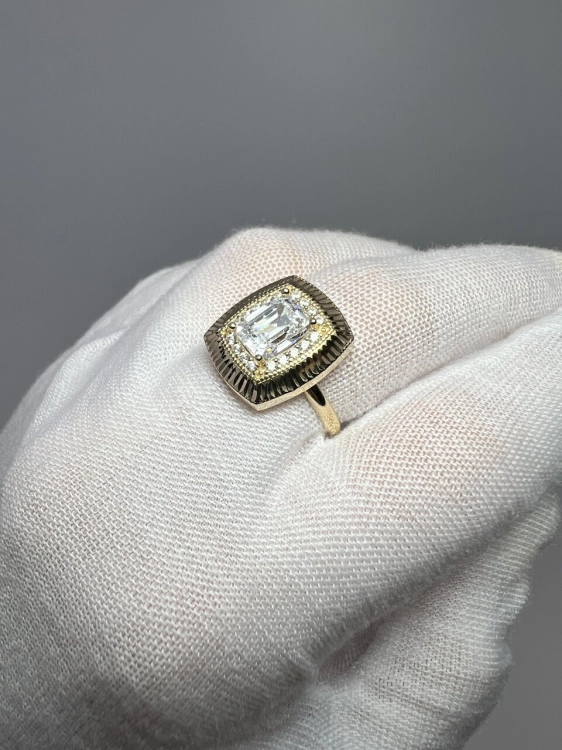 zloty-pierscionek-z-cyrkoniami-z-kwadratowa-cyrkonia-odnowiona-bizuteria-ze-zlota-second-hand-gold-prawdziwe-zloto-585-9.jpg
