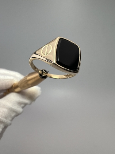 zloty-pierscionek-sygnet-z-czarnym-oczkiem-zlota-bizuteria-z-drugiej-reki-odnwoione-zloto-second-hand-gold-jubiler-3.jpg