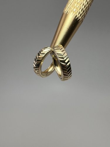 zlote-kolczyki-male-kola-kolka-zdobione-zlota-bizuteria-z-drugiej-reki-second-hand-gold-jubiler-zloto-1.jpg