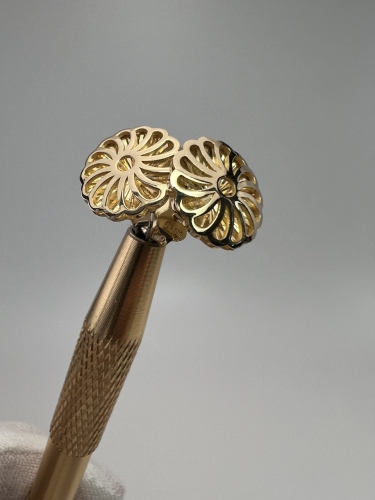 zlote-kolczyki-sztyfty-wkrety-second-hand-gold-585-jubiler-7.jpg