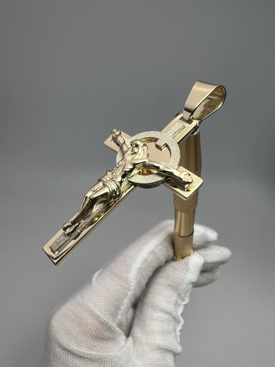 krzyzyk-zlotykrzyzyk-jezus-zlotabizuteria-dewocjonalia-prezent-chrzest-zloto-585-uzywane-second-hand-gold-zawieszka-jubiler-meskikrzyzyk-krzyz-taniezloto- goldjewelry-odnowione-prezent-4.jpg