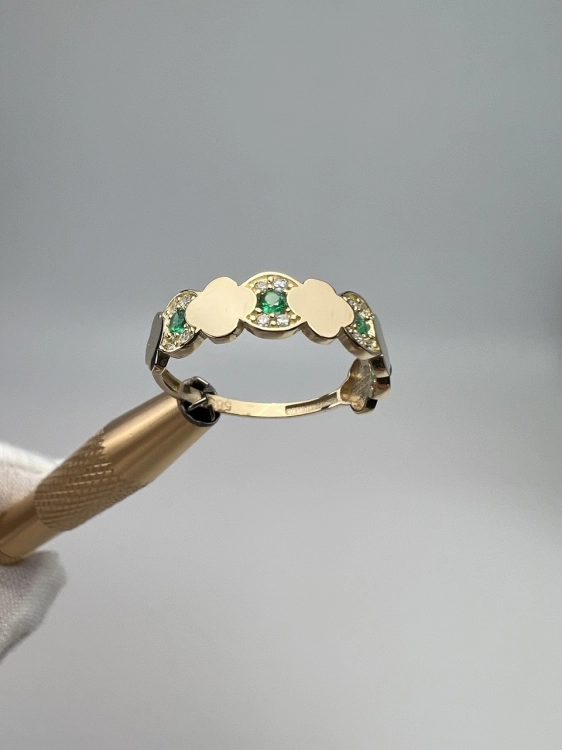 pierscionek-zlotypierscionek-cyrkonie-obraczka-zielonekamienie- bizuteria-jubiler-585- gold-secondhangold-prezent-sklep-okazja-taniezloto-uzywany-zlotabizuteria-goldjewelry-prezentdlaniej-koniczyna-1.jpg