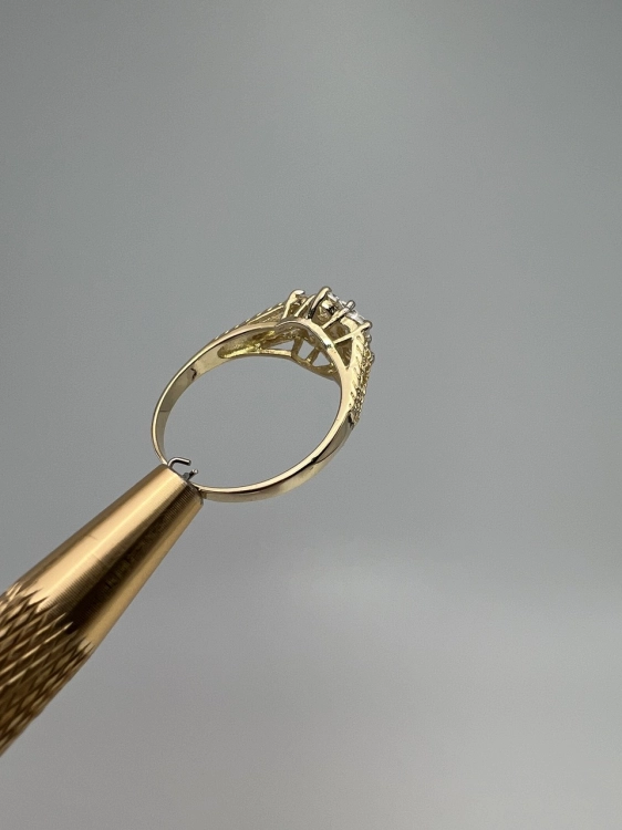 pierscionek-zlotypierscionek-cyrkonia-kwiatek-pierscionekkwiatek bizuteria-jubiler-585- gold-secondhangold-prezent-sklep-okazja-taniezloto-uzywany-zlotabizuteria-goldjewelry-prezentdlaniej-zareczyny8.jpg