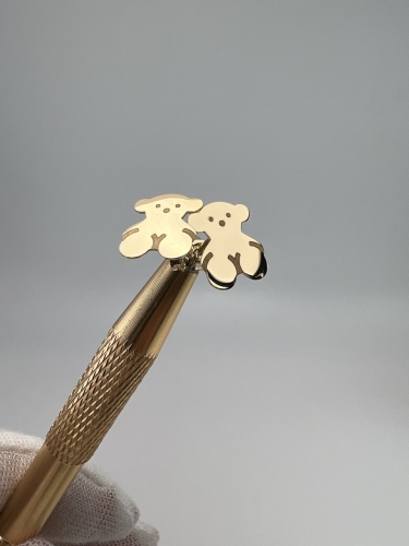 zlote-kolczyki-sztyfty-wkręty-misie-zloto-585-14k-gold-jubiler-zloto-bizuteria-4.jpg