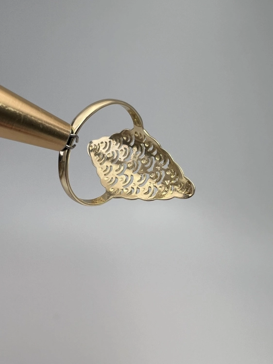 pierscionek-zloty-azurowy-jubiler-585-second-hand-gold-prezent-sklep-okazja-tanie-zloto-zlota-bizuteria-pierscionek-z drugiej-reki-2.jpg