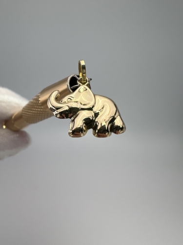 zlota-przywieszka-slonik-na-szczescie-jubiler-585-second-hand-gold-prezent-sklep-okazja-tanie-zloto-zlota-bizuteria-zawieszka-z drugiej-reki-wisiorek-5.jpg