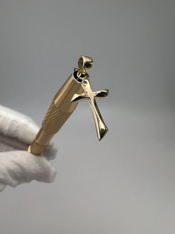 krzyzyk-zloty-krzyzyk-zlota-bizuteria-dewocjonalia-prezent-chrzest-zloto-585-second-hand-gold-zawieszka-jubiler-meski-krzyzyk-krzyz-tanie-zloto-odnowione-3.jpg